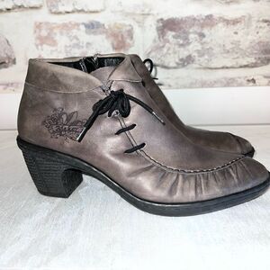 Rieker Leather Green Grey Booties Monogrammed Sz 38 or US 8